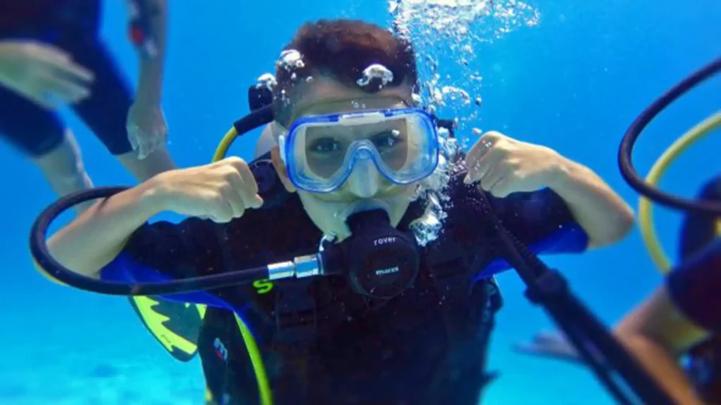 PADI Bubblemaker (For Children 8 & 9 years) 